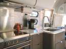 445_airstream_kitchen_50NEW-1d5349543dc2ca03159a5cb644d3cf98.jpg